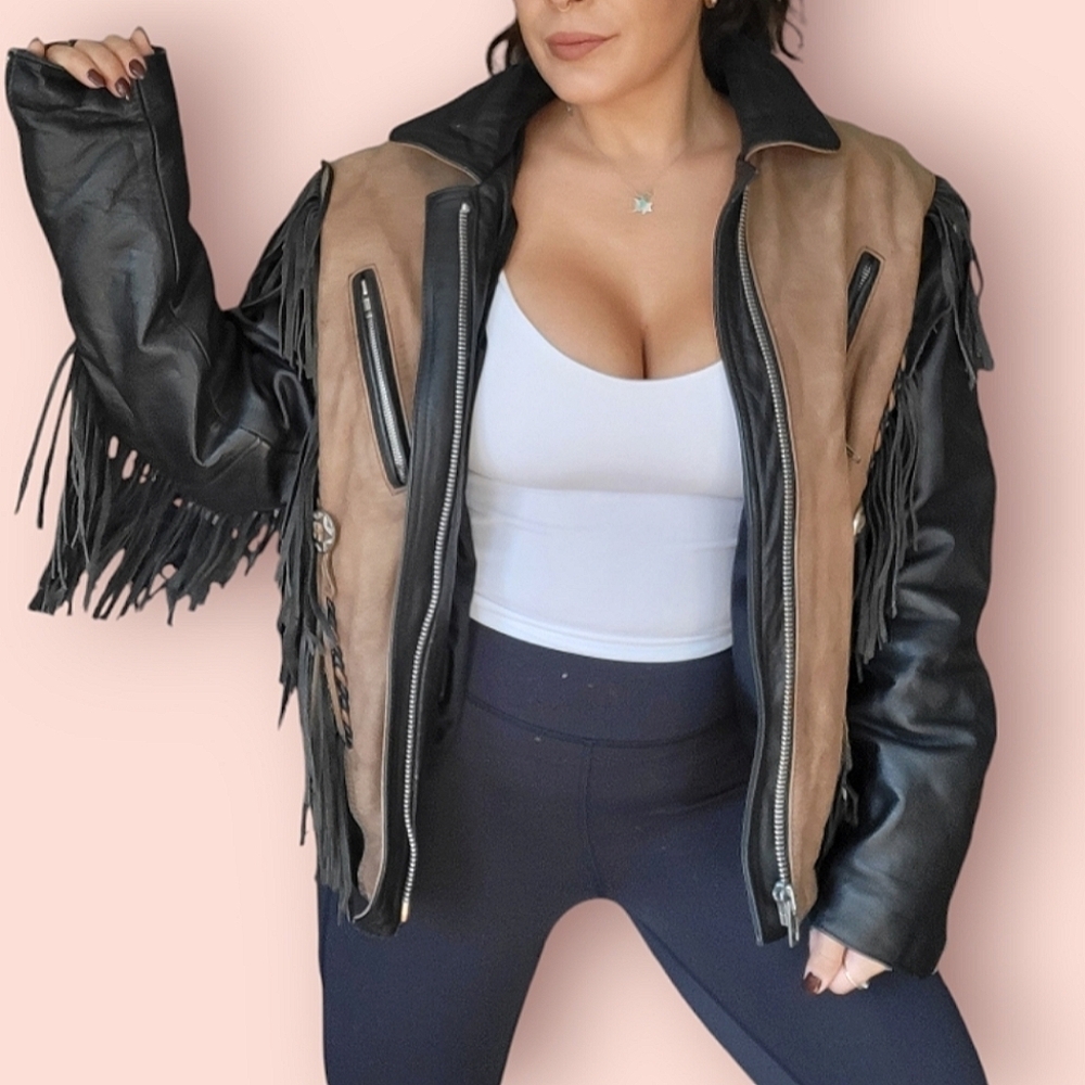 - vinatge cowgirl style fringe leather jacket